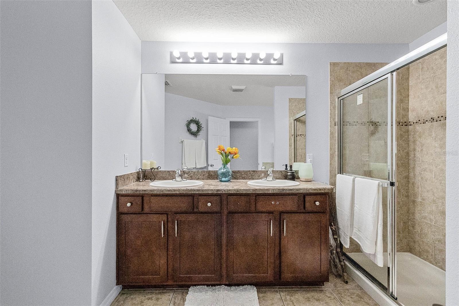Image 29 of 65 For 27549 Stonecreek Way