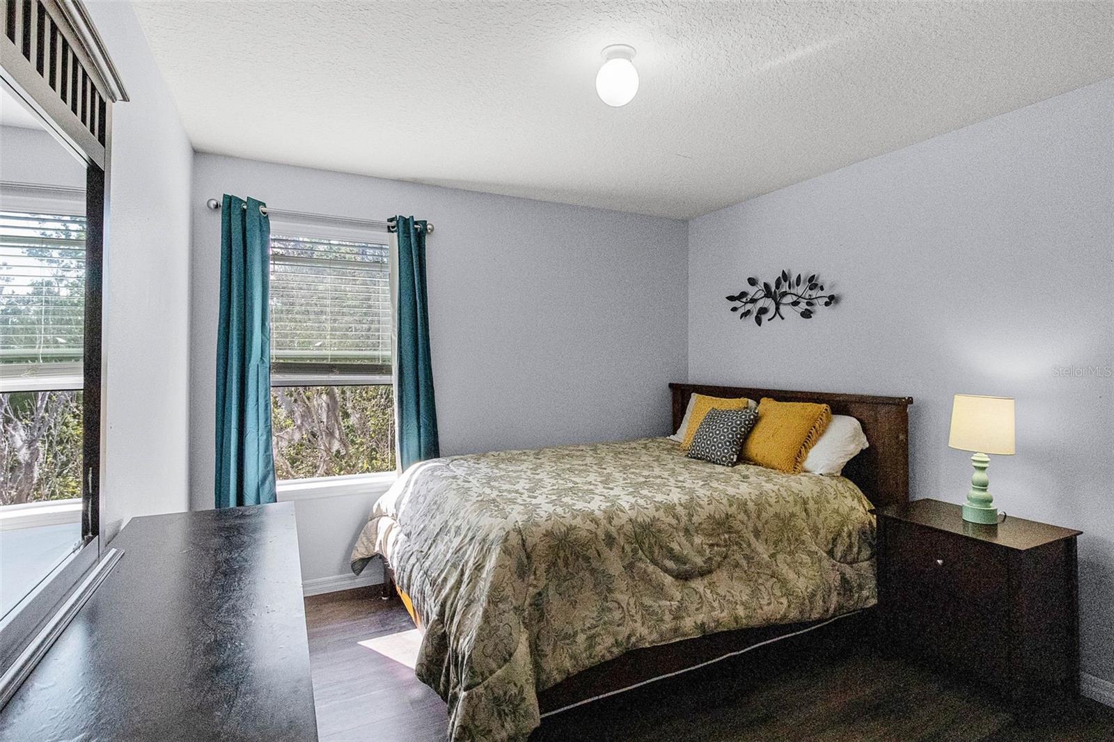 Image 31 of 65 For 27549 Stonecreek Way