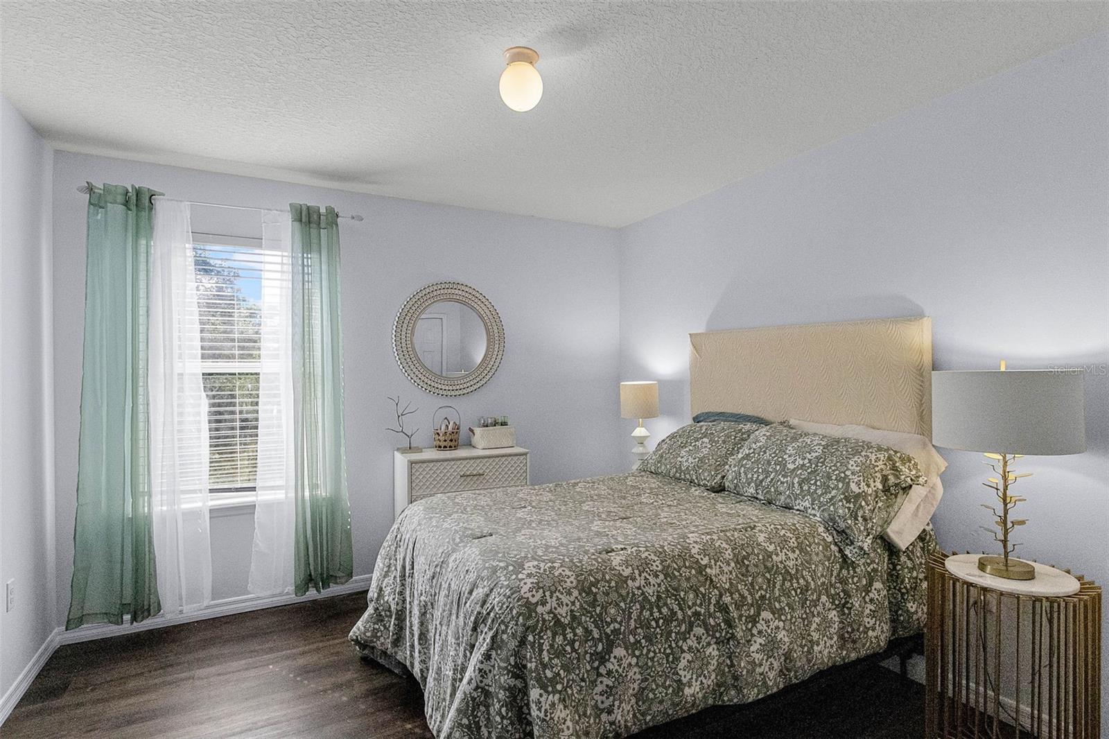 Image 32 of 65 For 27549 Stonecreek Way