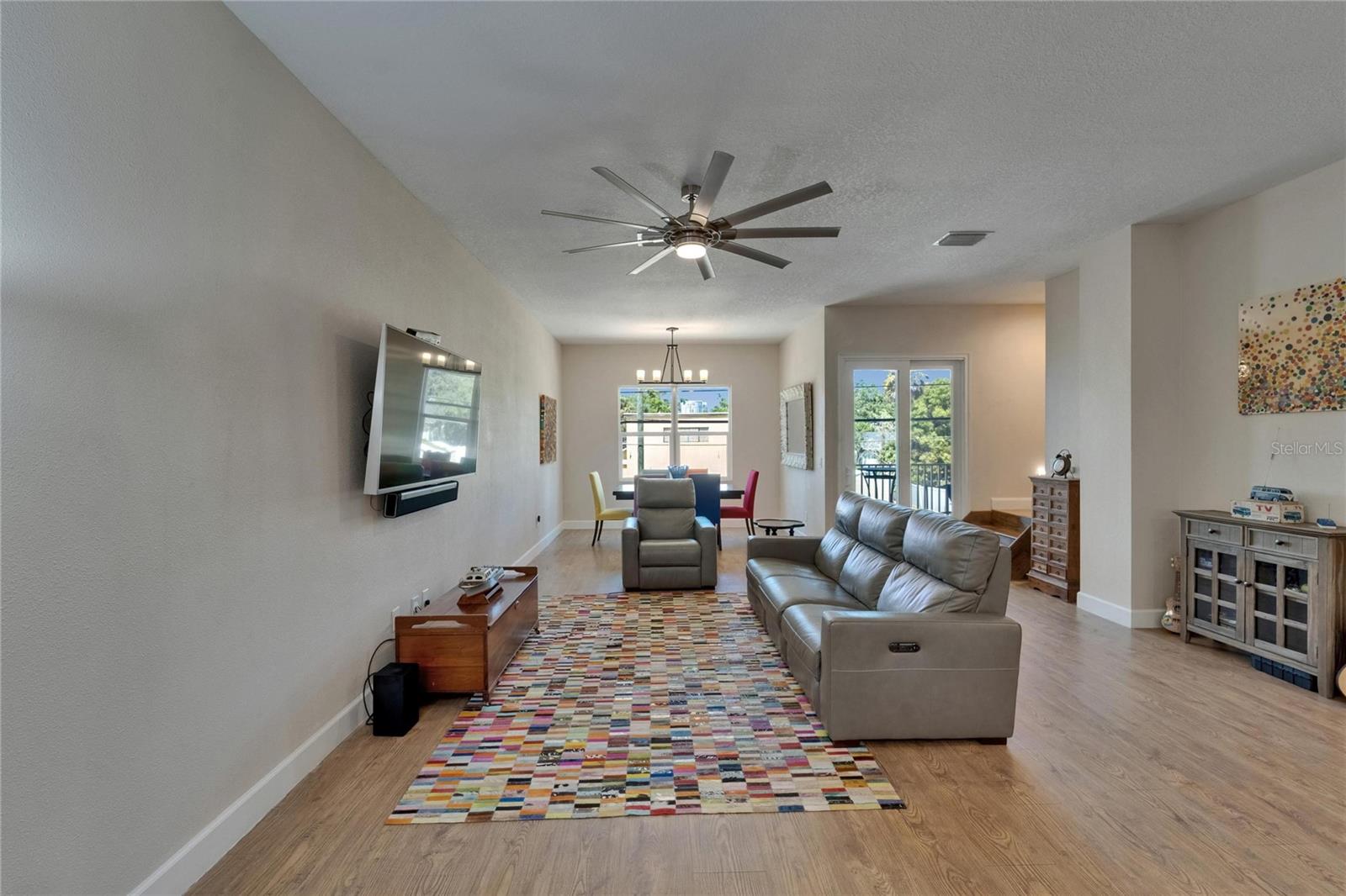 Image 11 of 41 For 718 22nd Street