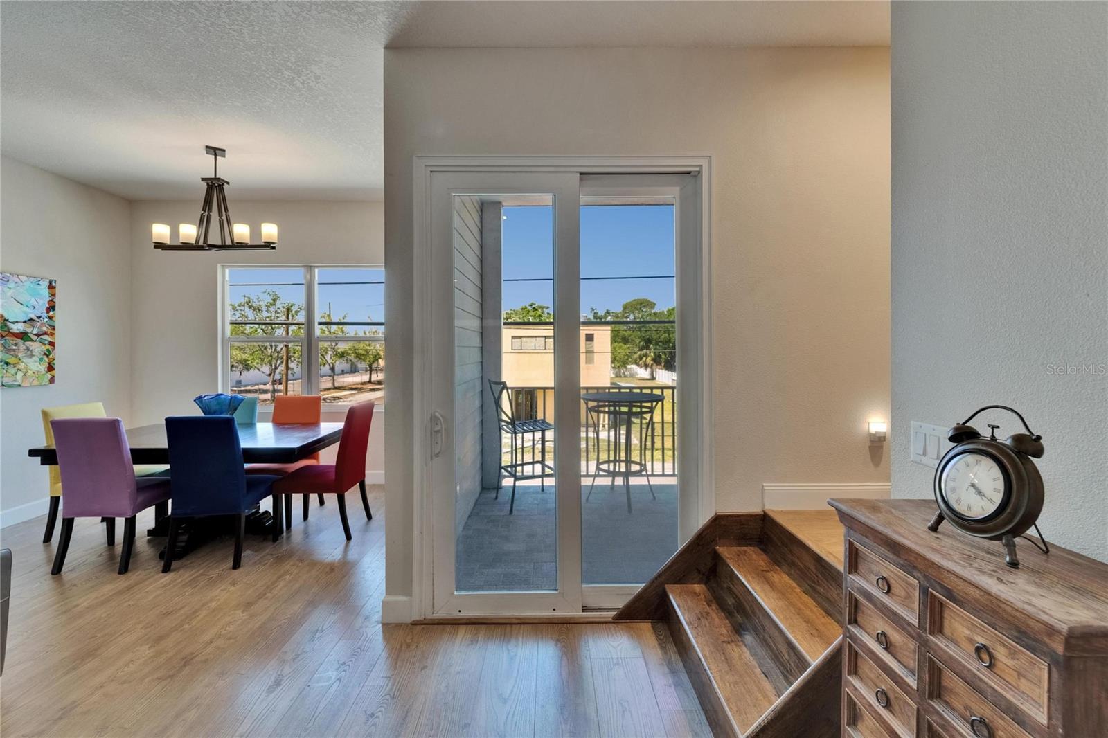 Image 13 of 41 For 718 22nd Street