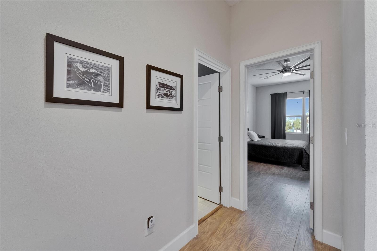 Image 18 of 41 For 718 22nd Street
