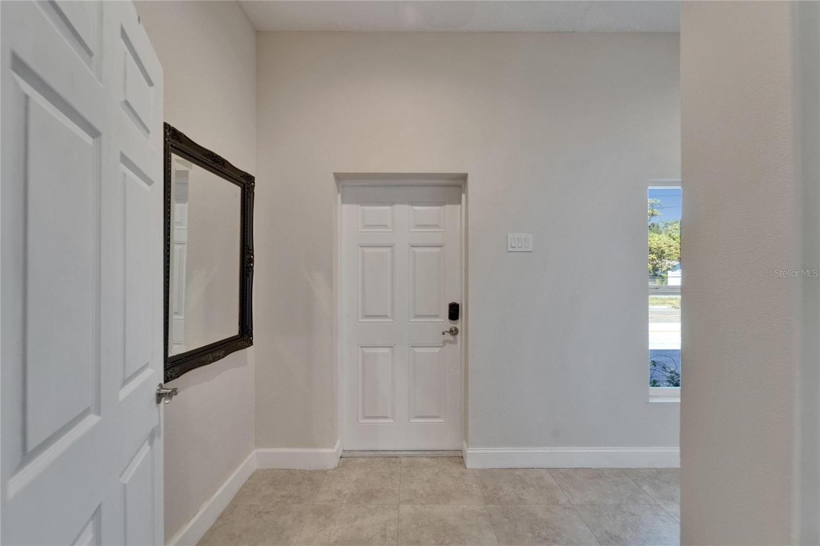 Image 3 of 41 For 718 22nd Street
