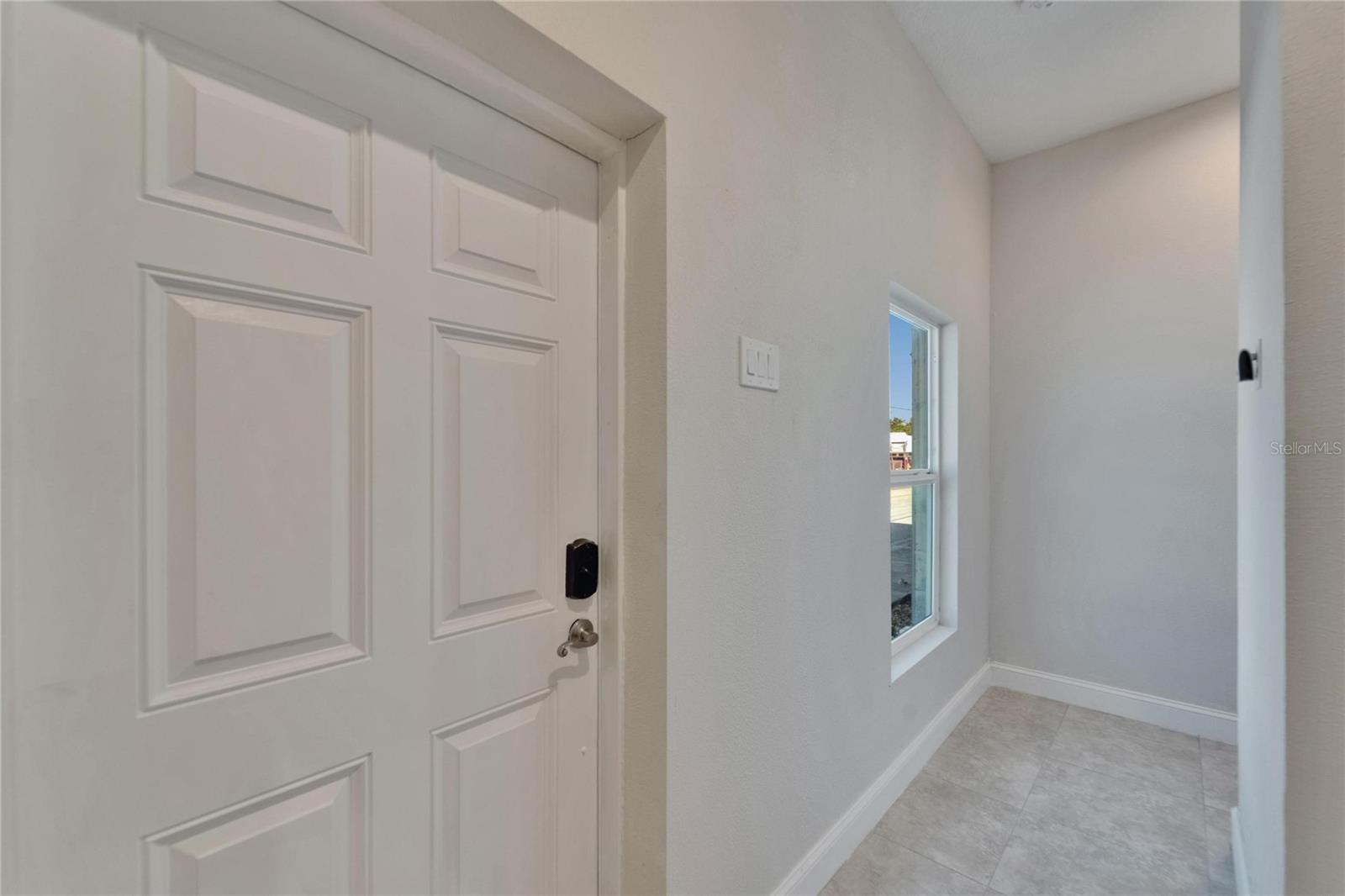 Image 5 of 41 For 718 22nd Street