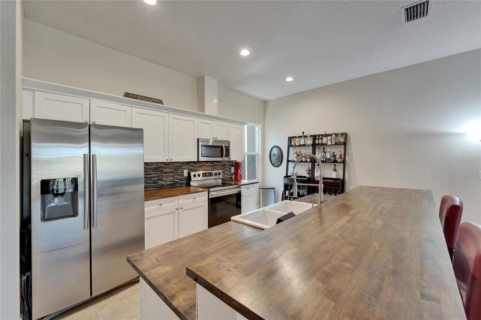 Image 8 of 41 For 718 22nd Street