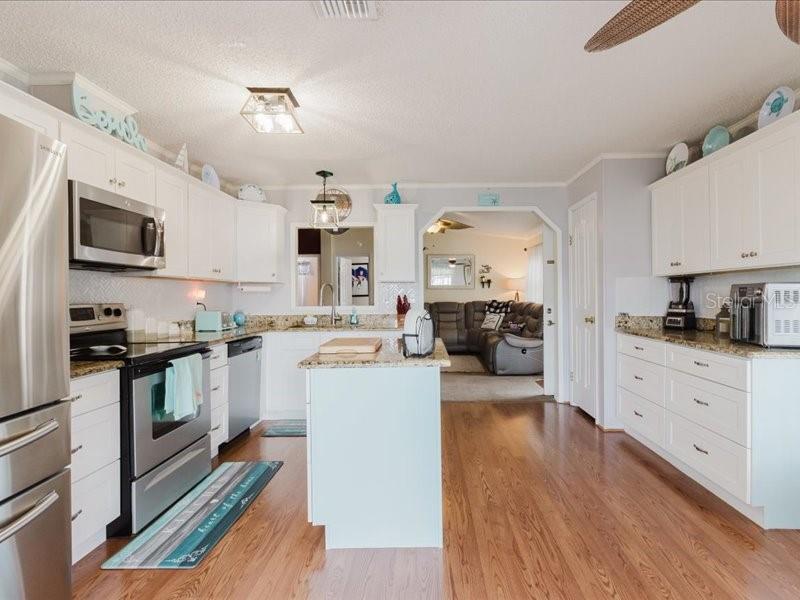 Image 12 of 39 For 8444 Fantasia Park Way