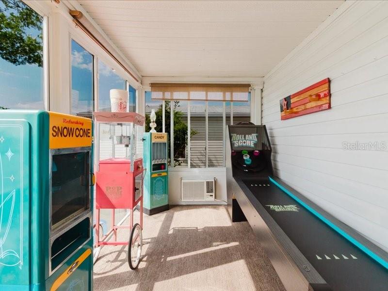 Image 15 of 39 For 8444 Fantasia Park Way