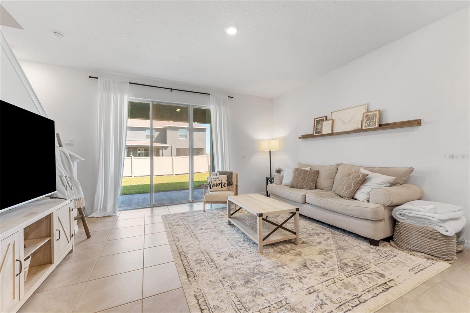 Image 10 of 45 For 33105 Major Oak Drive
