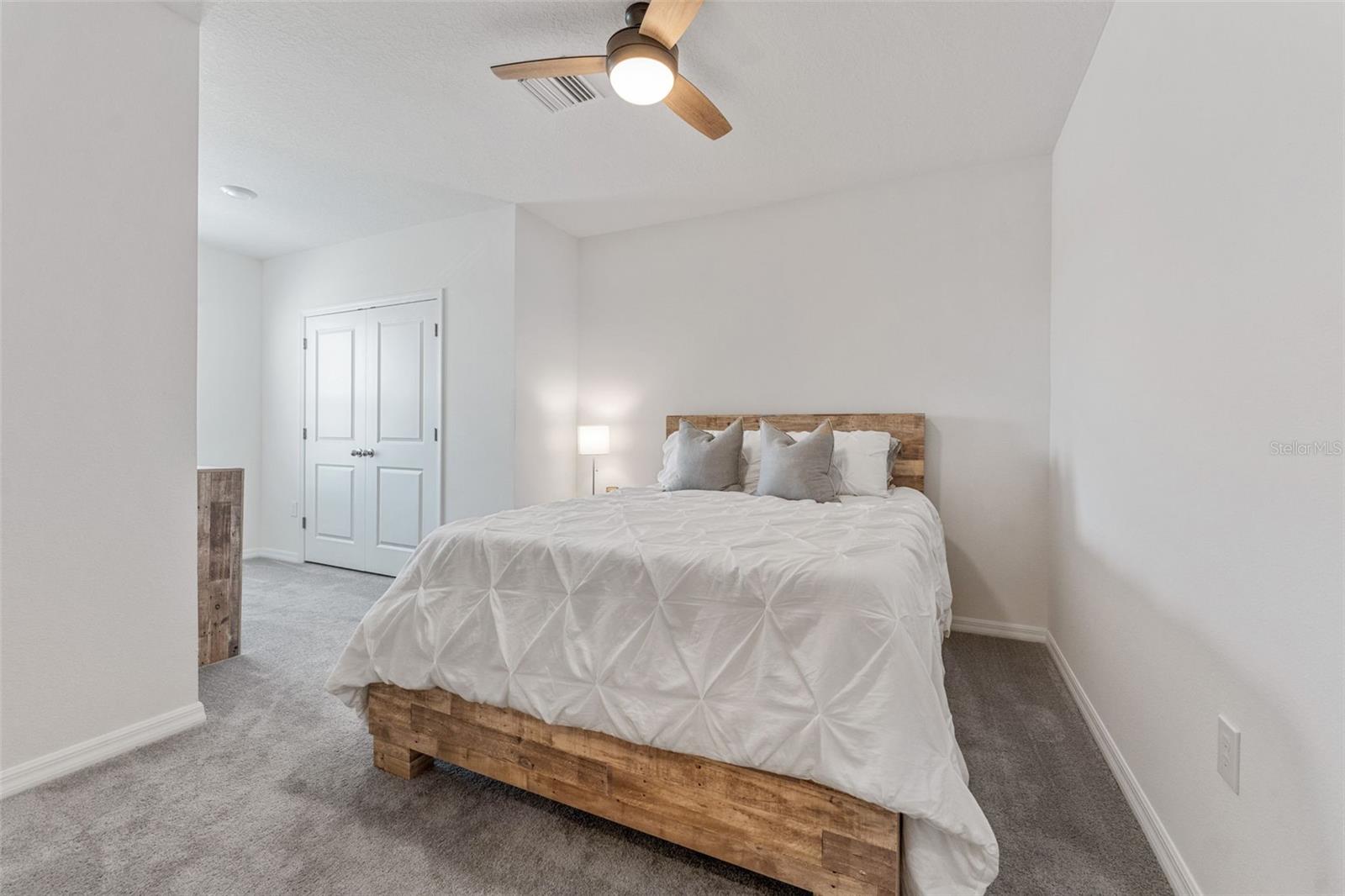 Image 20 of 45 For 33105 Major Oak Drive