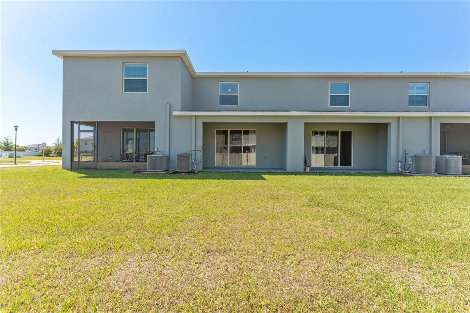 Image 32 of 45 For 33105 Major Oak Drive
