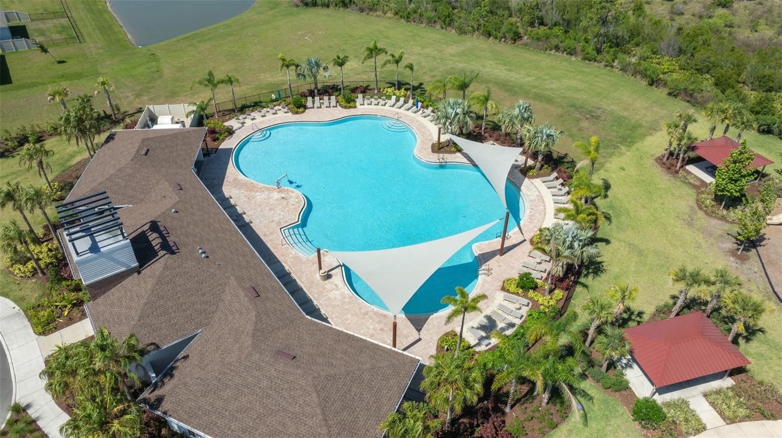 Image 39 of 45 For 33105 Major Oak Drive