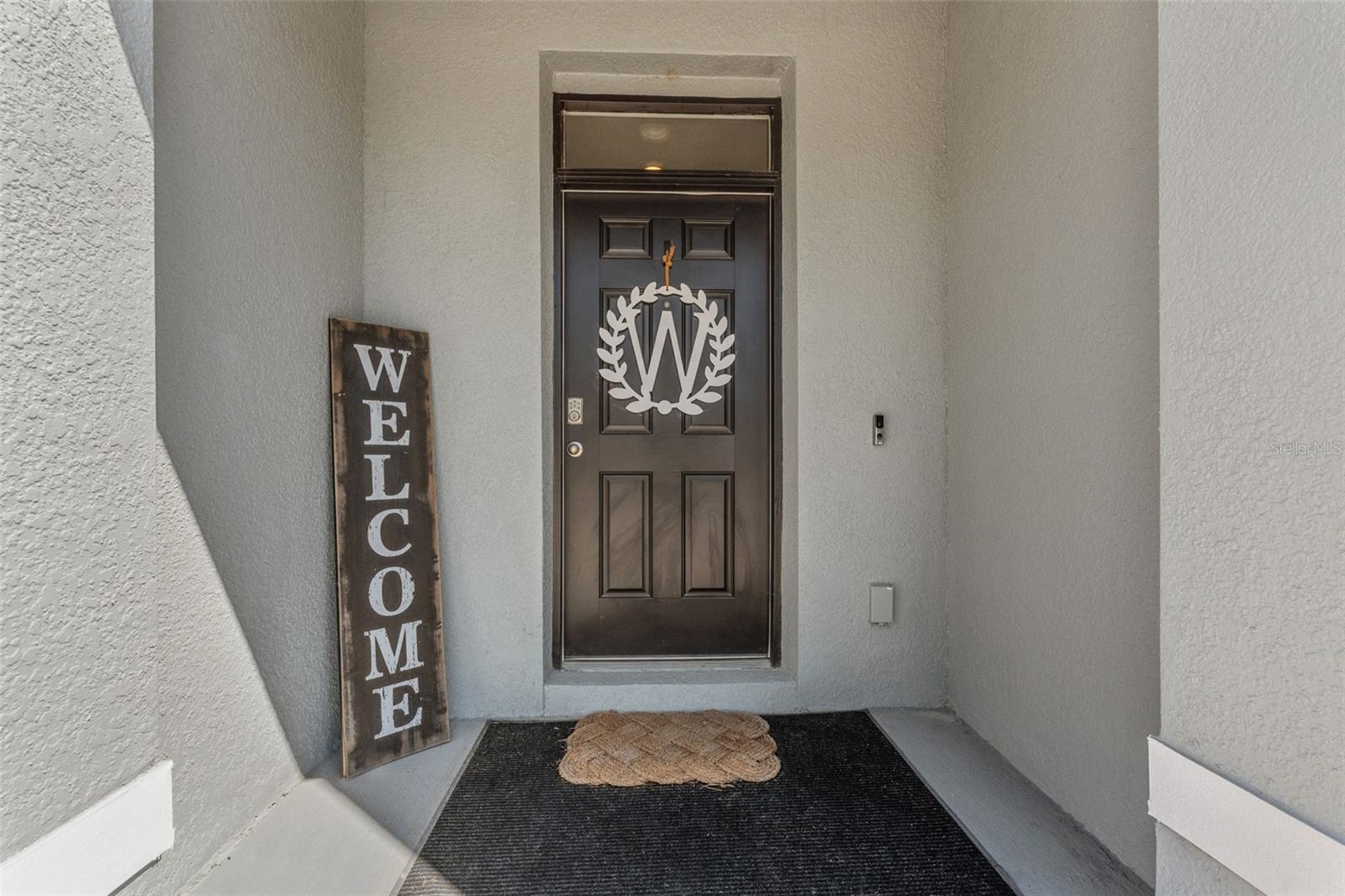 Image 4 of 45 For 33105 Major Oak Drive