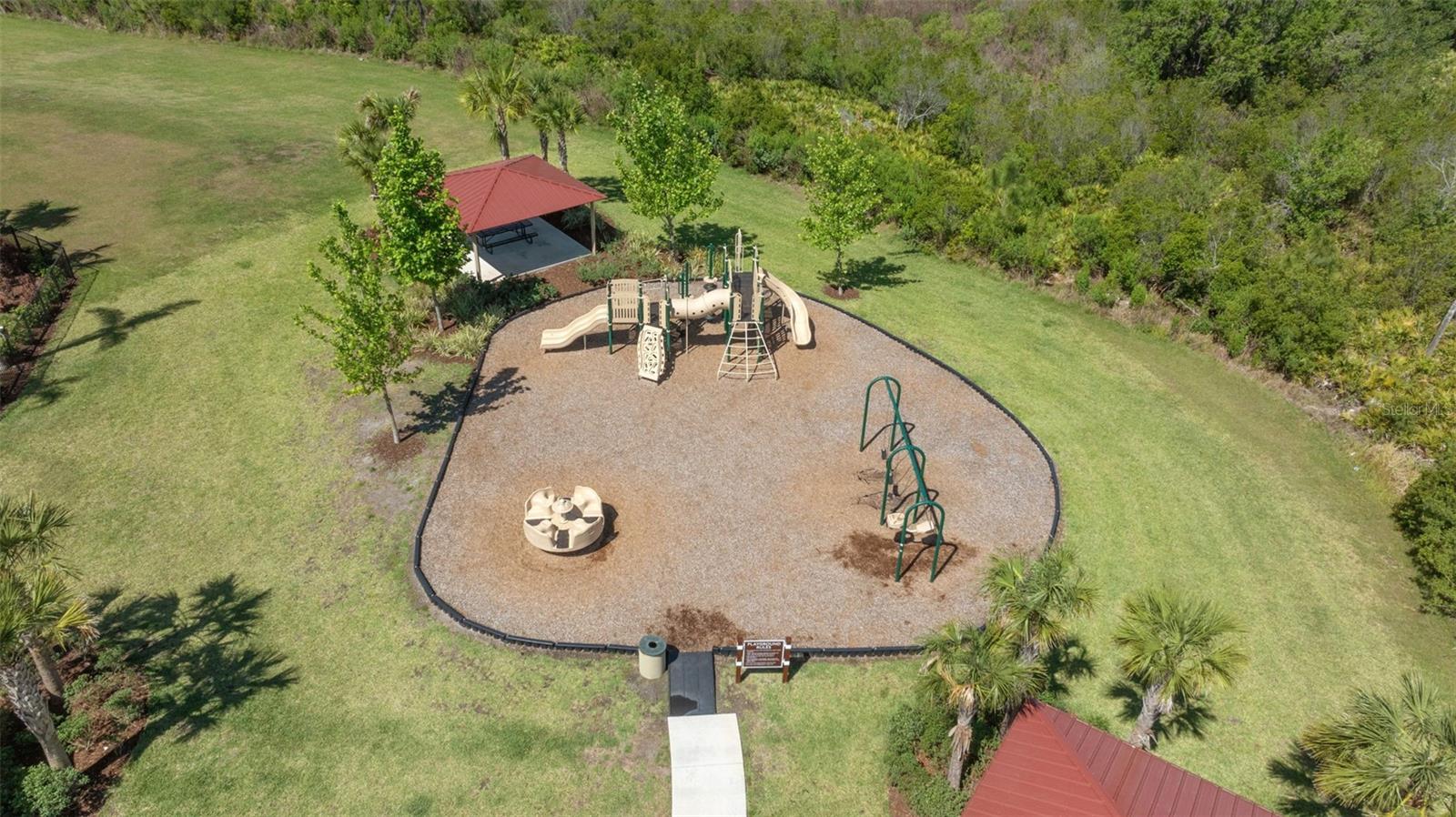 Image 40 of 45 For 33105 Major Oak Drive