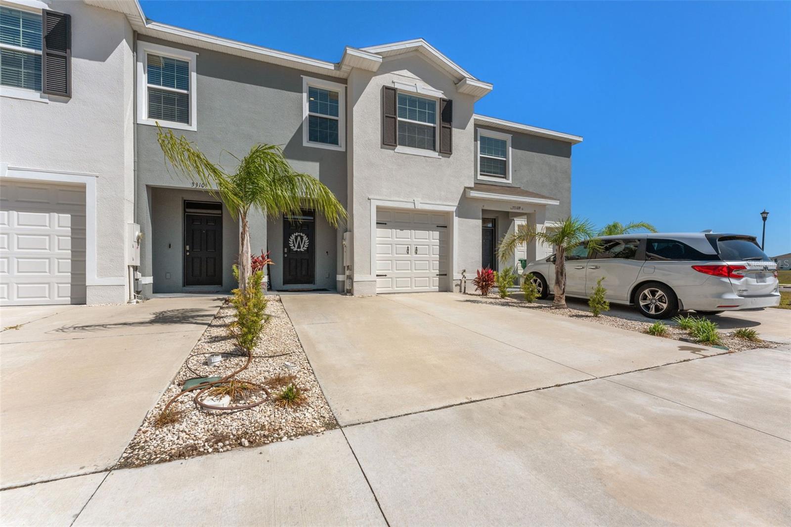 Image 44 of 45 For 33105 Major Oak Drive