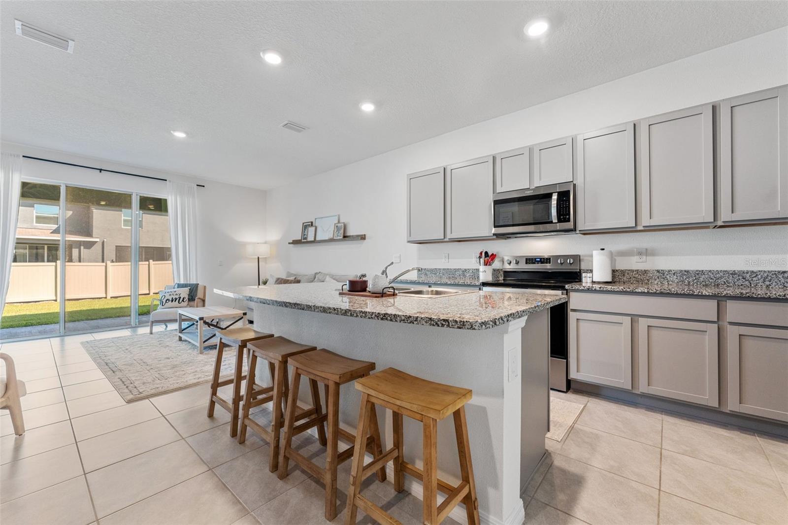 Image 6 of 45 For 33105 Major Oak Drive