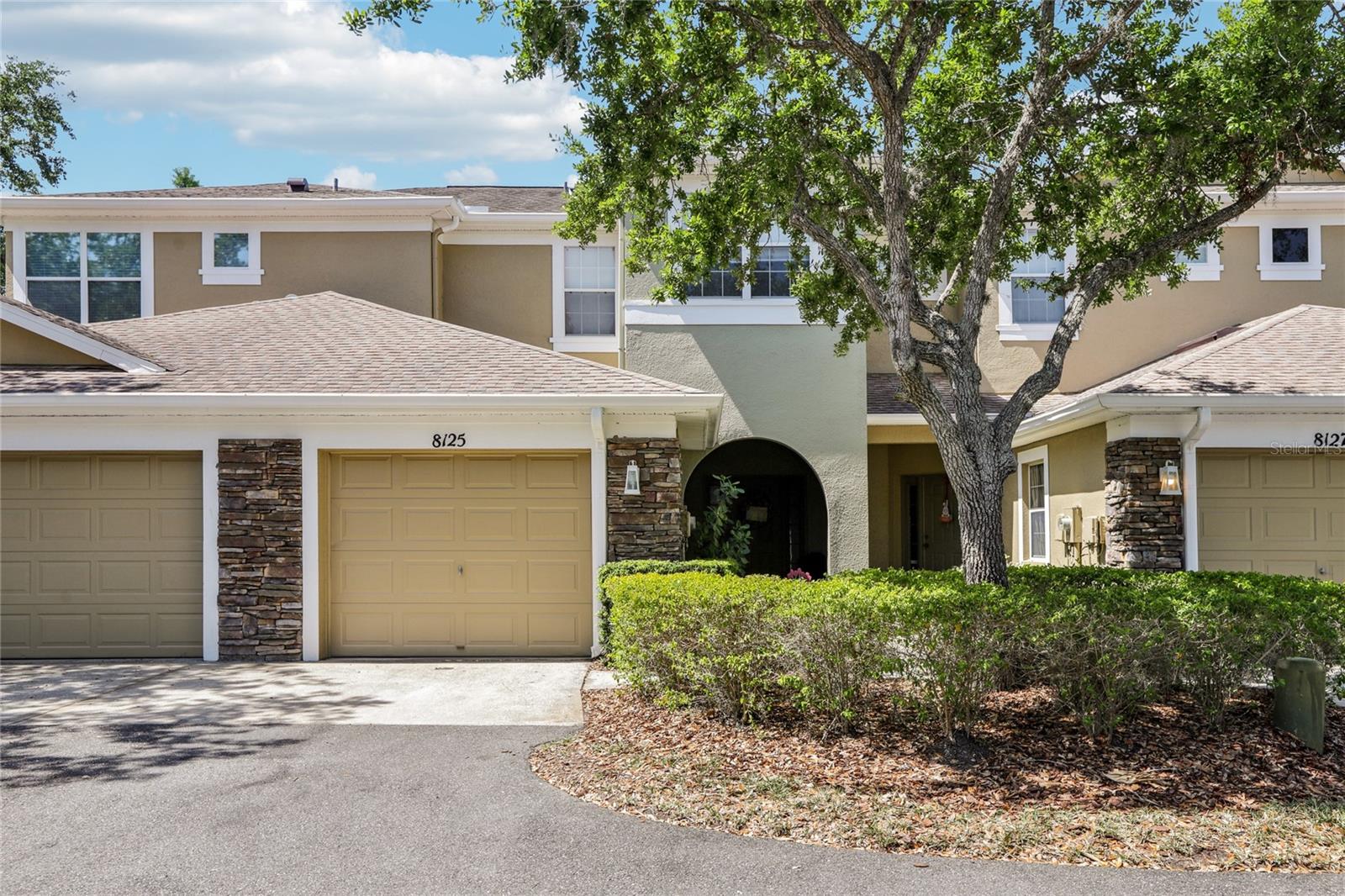 Details for 8125 Stone Path Way, TAMPA, FL 33647