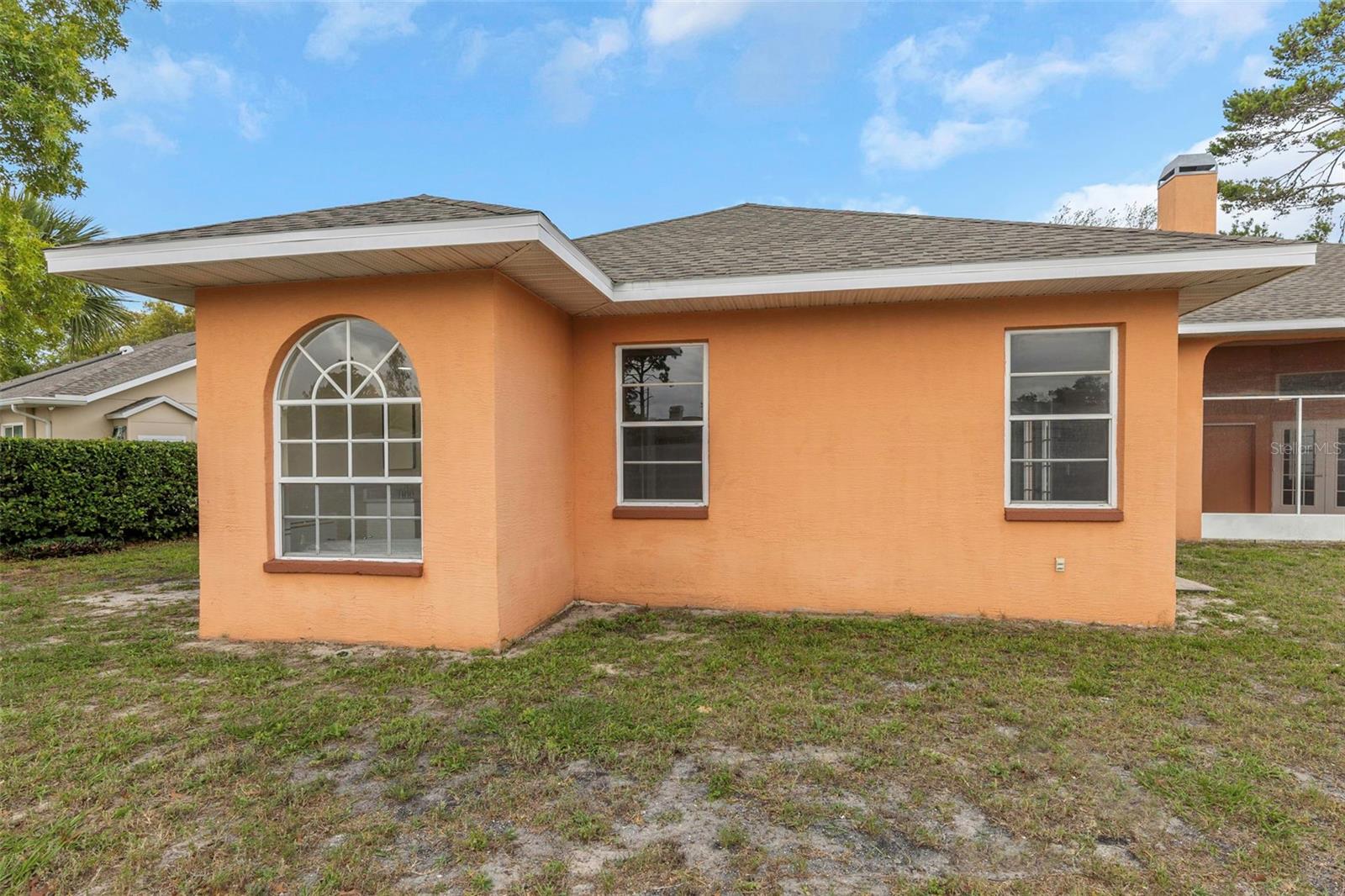 Image 10 of 80 For 8827 Helmsly Lane
