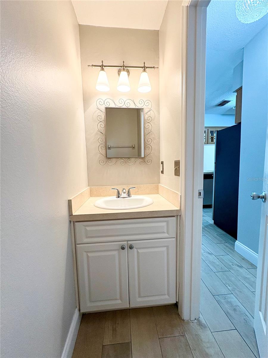 Image 7 of 13 For 5709 Dalden Drive