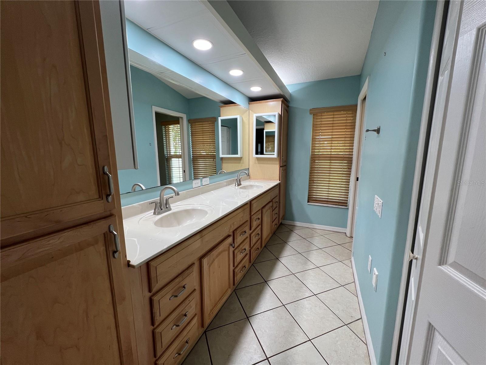 Image 15 of 27 For 8900 Keats Drive