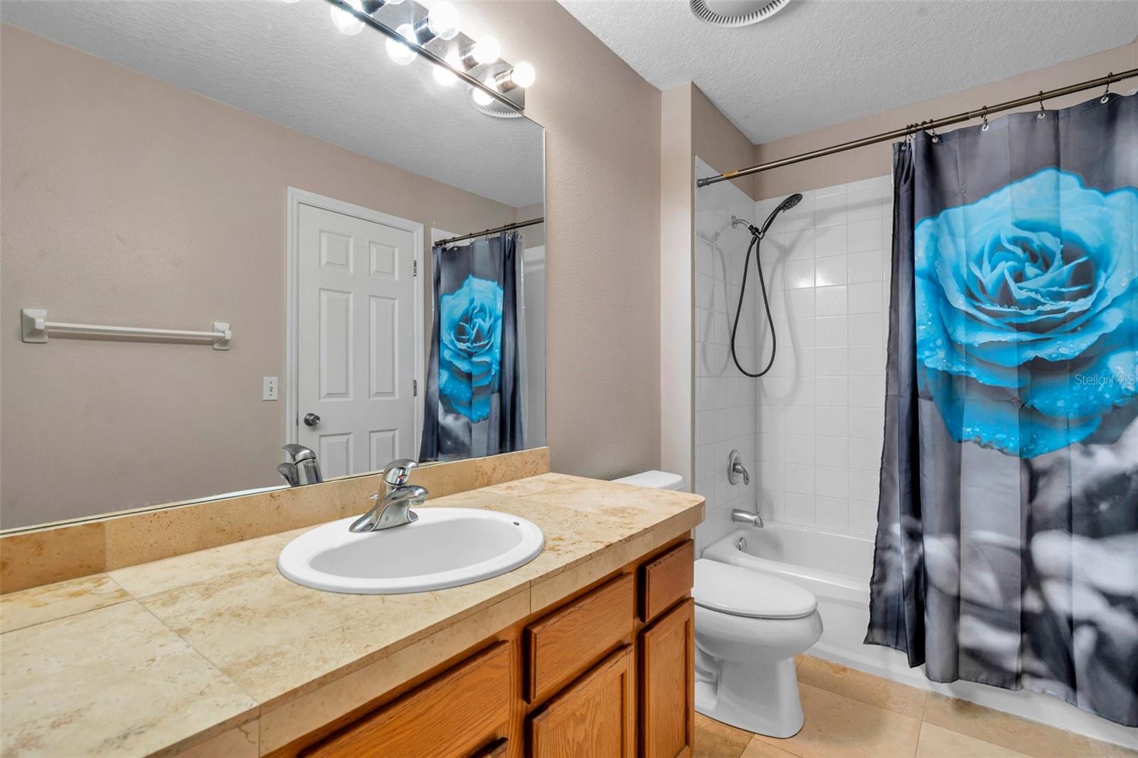 Image 32 of 64 For 13777 Forest Lake Drive