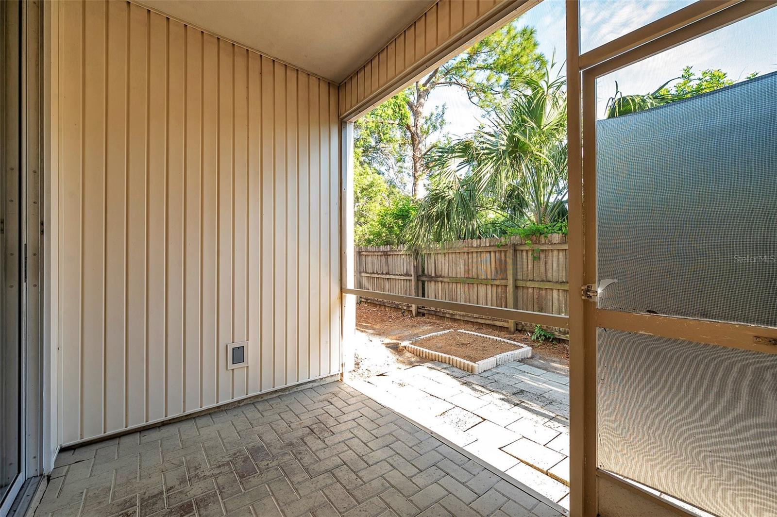 Image 42 of 64 For 13777 Forest Lake Drive