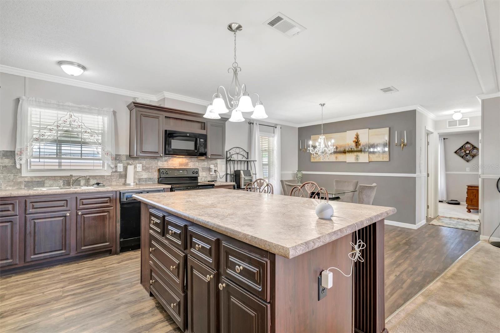 Image 15 of 67 For 262 Port Royal Lane
