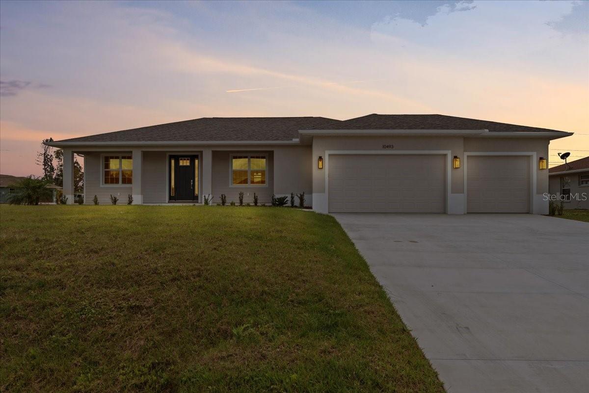 Image 2 of 39 For 10493 Grail Avenue