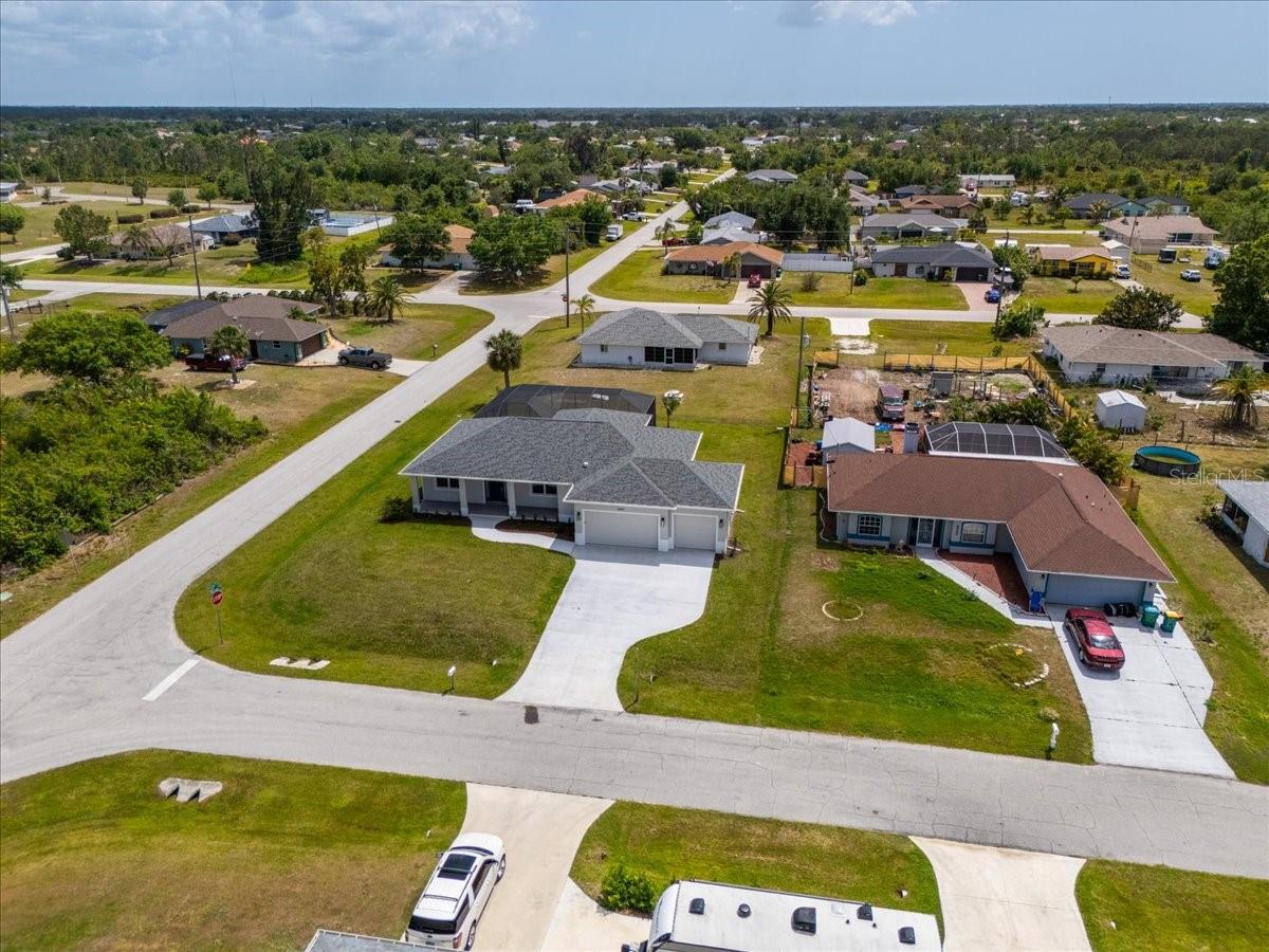 Image 8 of 39 For 10493 Grail Avenue
