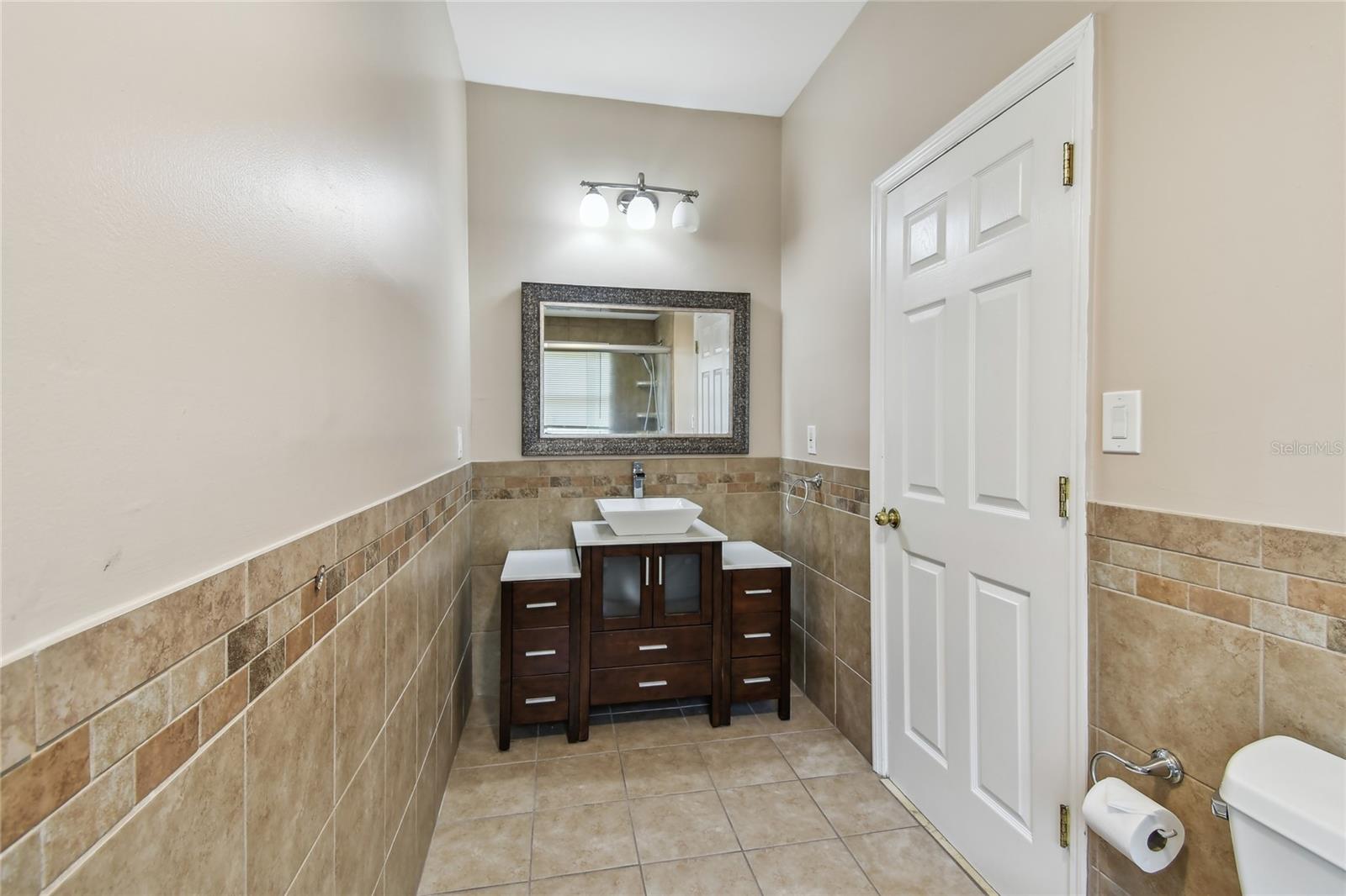 Listing photo id 31 for 284 Peninsula Avenue