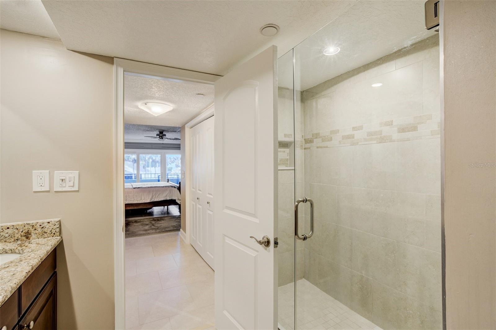 Image 11 of 25 For 1480 Gulf Boulevard 103