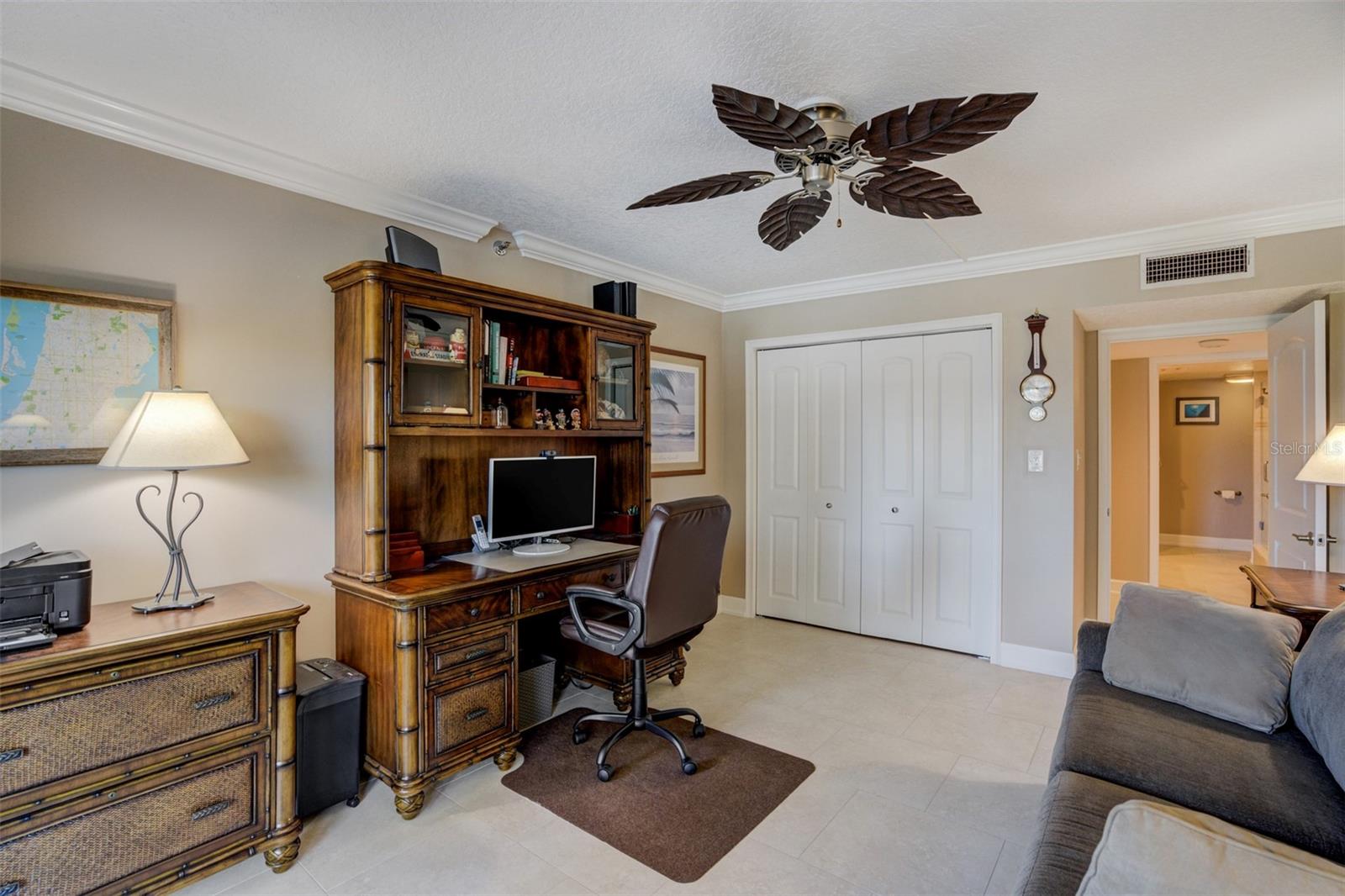 Image 14 of 25 For 1480 Gulf Boulevard 103