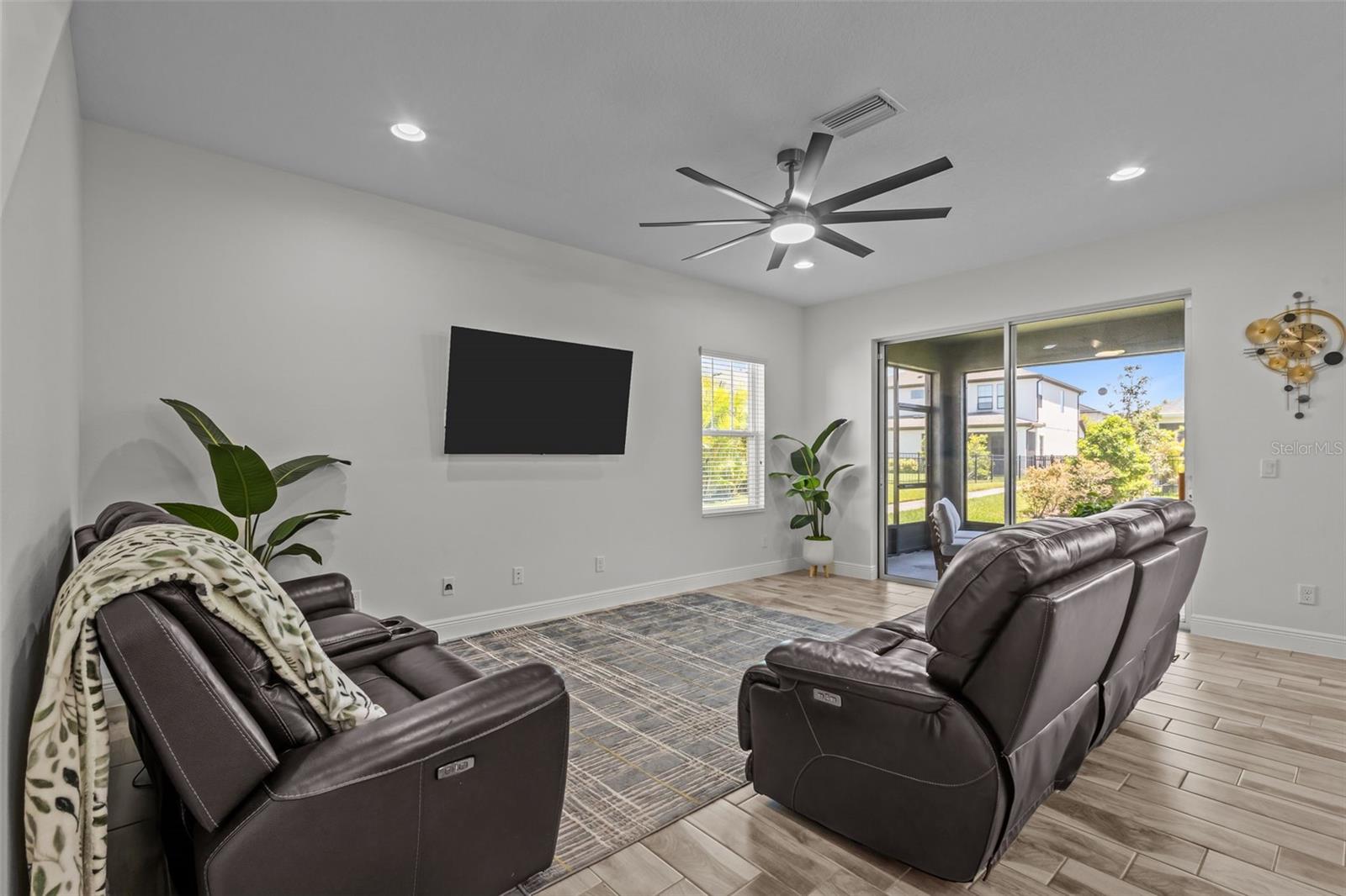 Image 12 of 58 For 4528 Ballantrae Boulevard