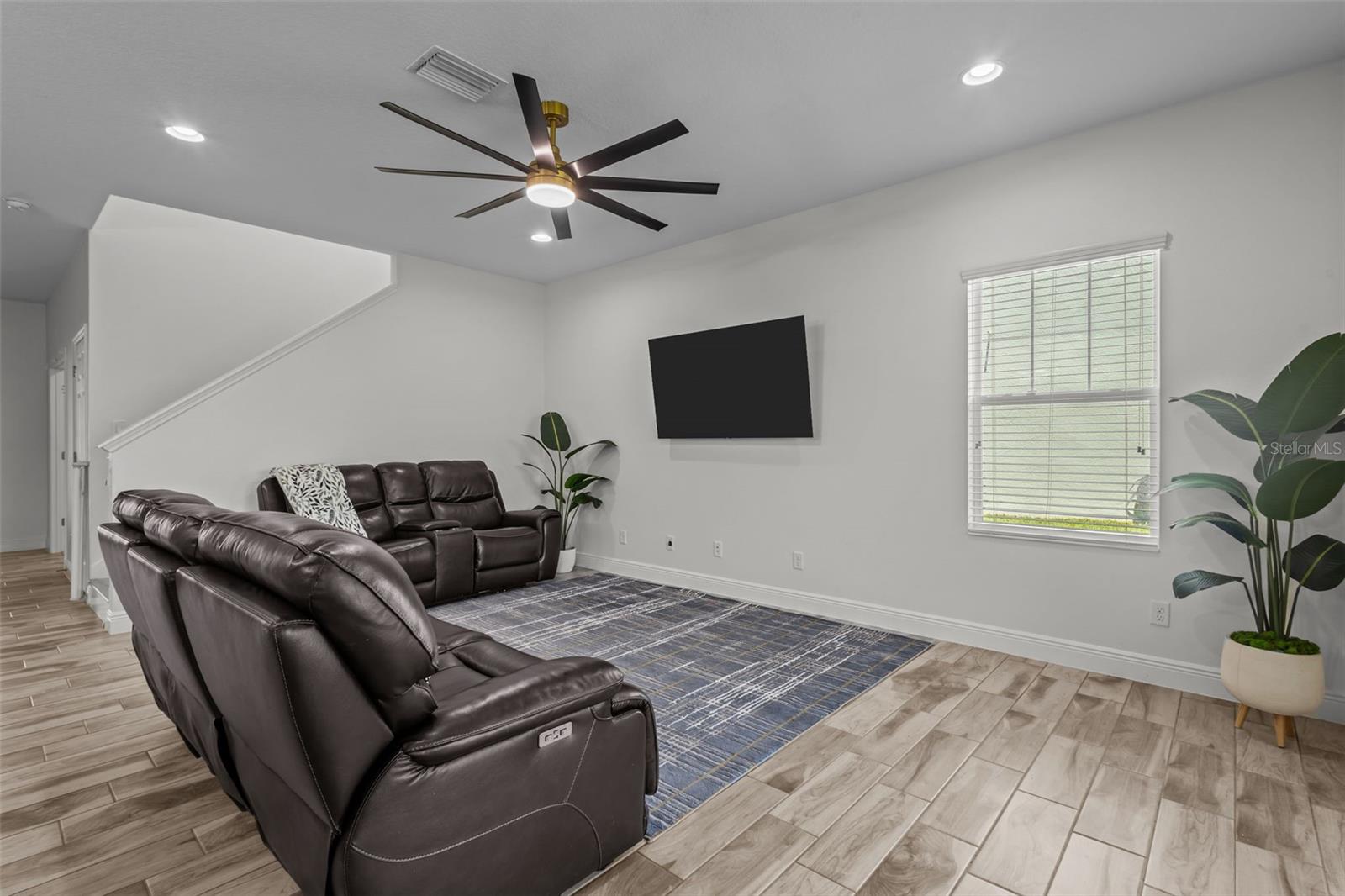Image 13 of 58 For 4528 Ballantrae Boulevard