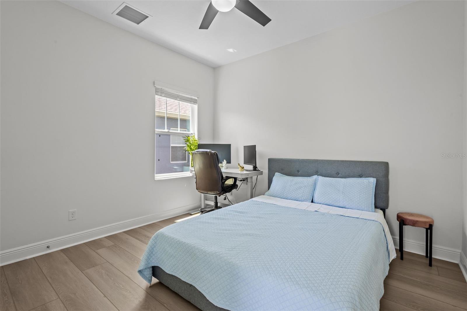 Image 16 of 58 For 4528 Ballantrae Boulevard