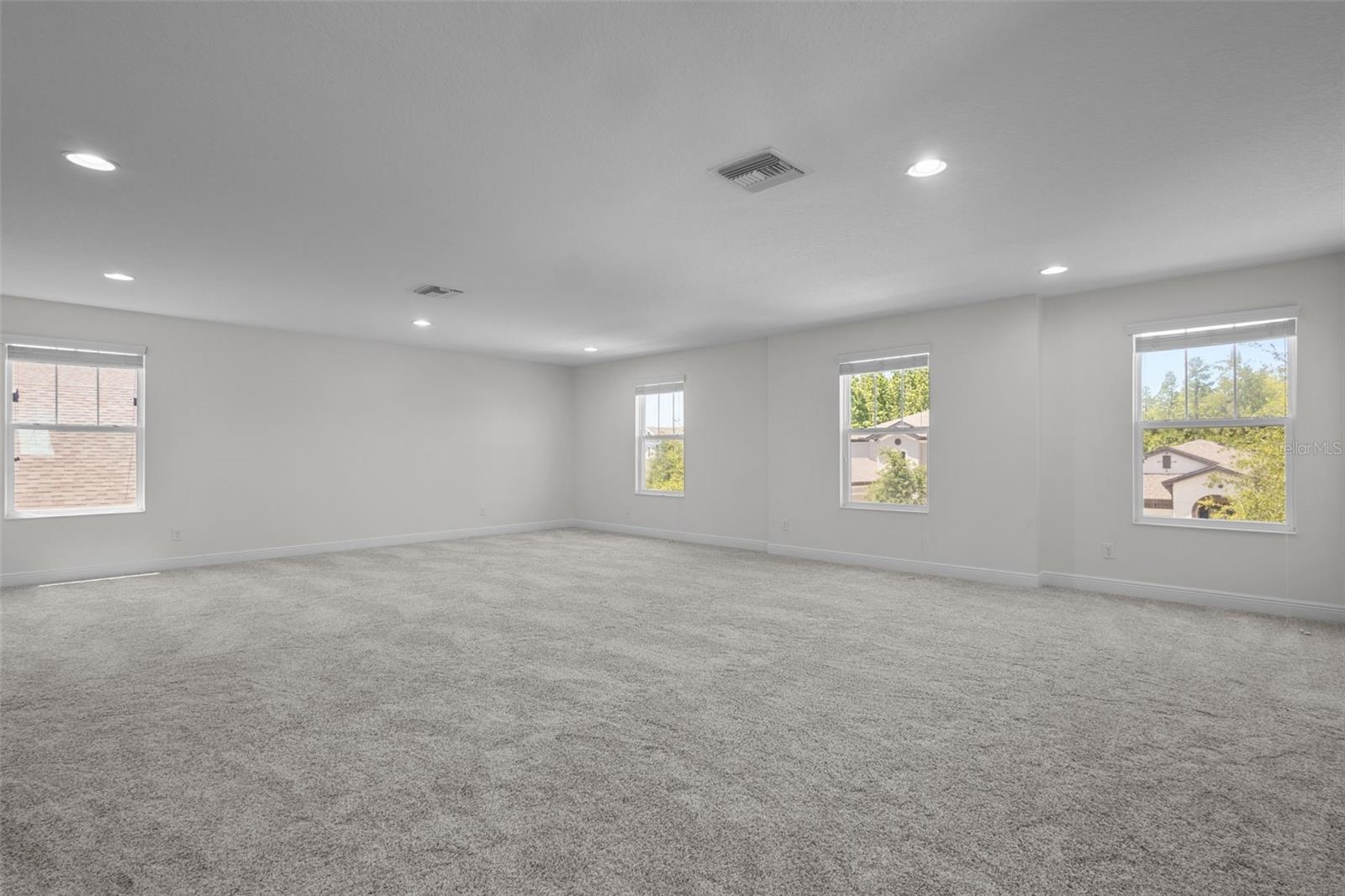 Image 17 of 58 For 4528 Ballantrae Boulevard