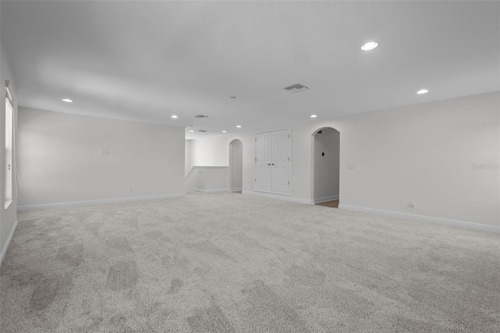 Image 18 of 58 For 4528 Ballantrae Boulevard