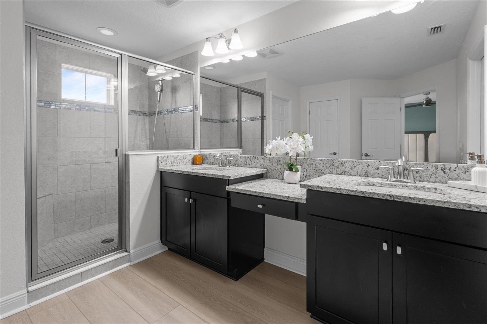 Image 20 of 58 For 4528 Ballantrae Boulevard