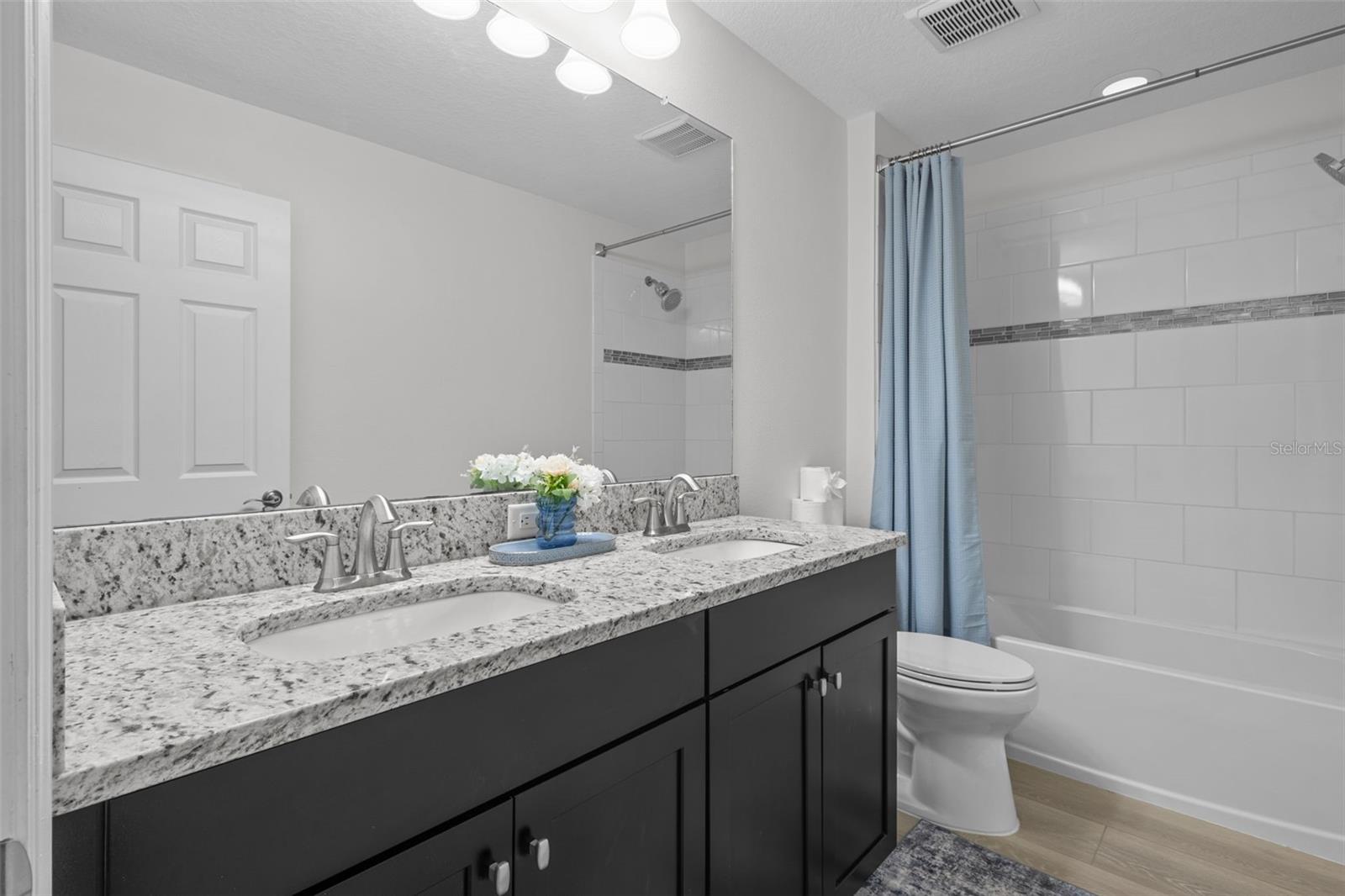 Image 26 of 58 For 4528 Ballantrae Boulevard