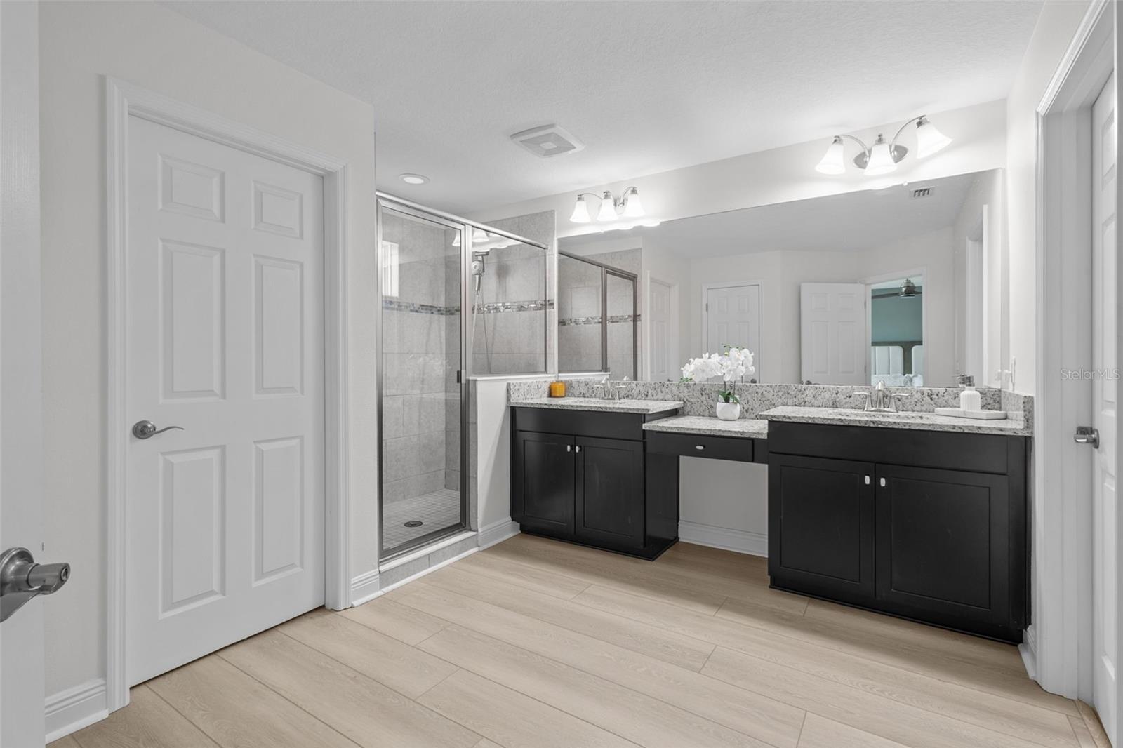 Image 6 of 58 For 4528 Ballantrae Boulevard