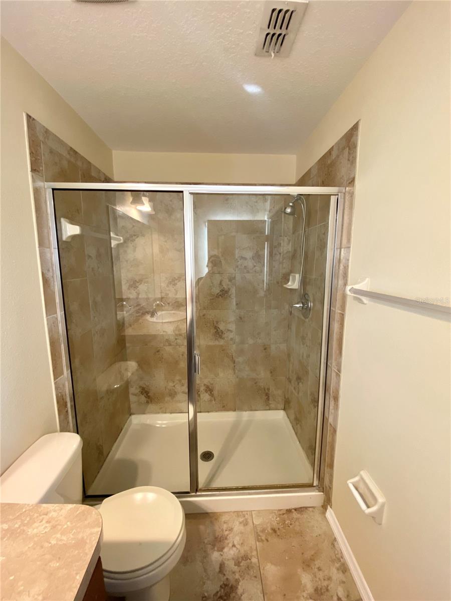Image 21 of 31 For 20424 Berrywood Lane