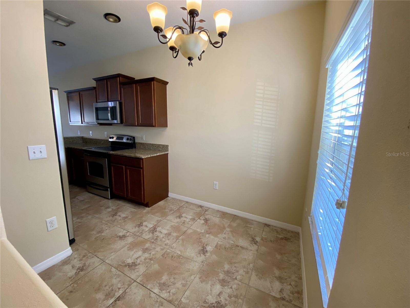Image 6 of 31 For 20424 Berrywood Lane