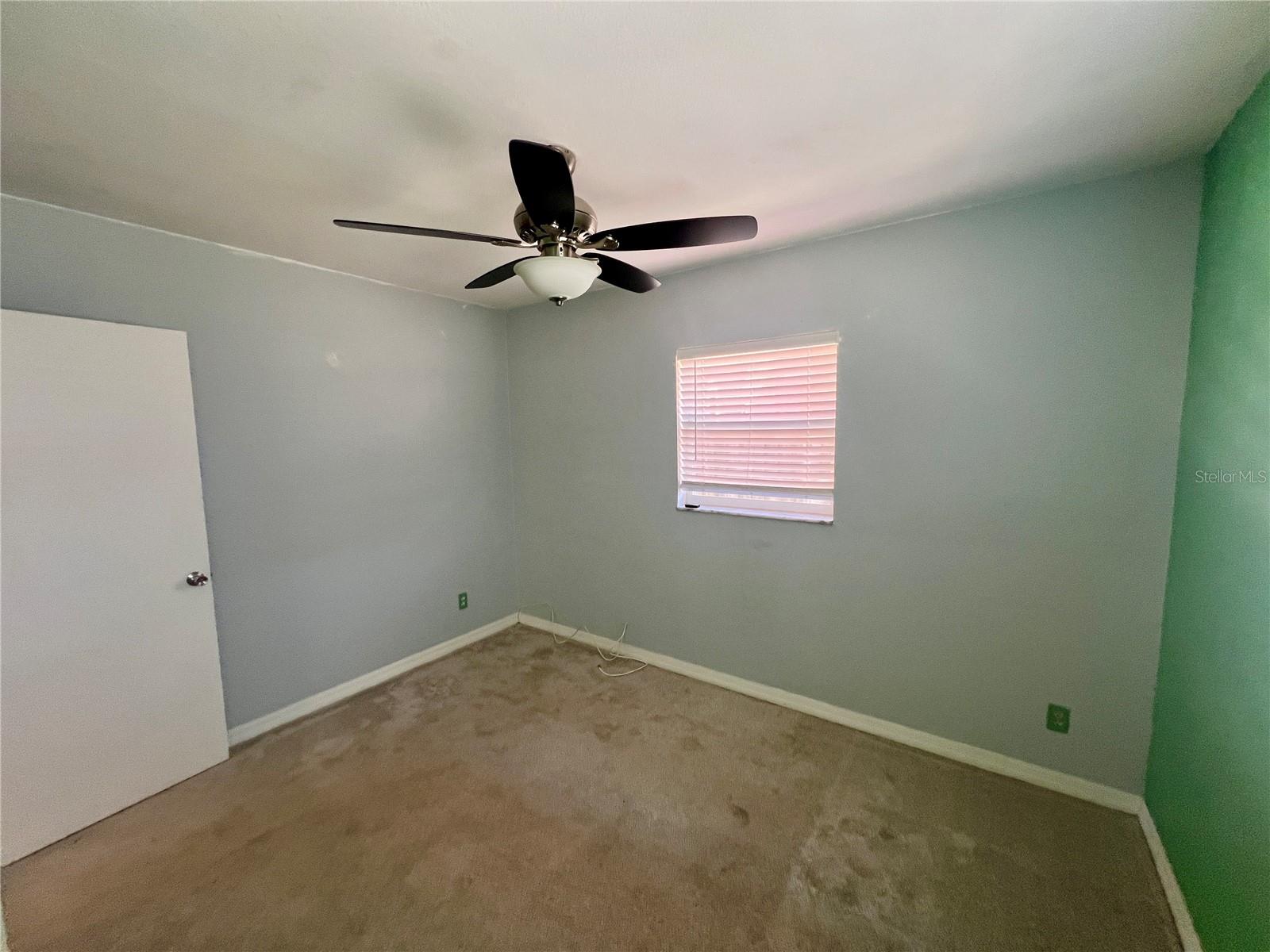 Image 12 of 24 For 2026 Burlington Avenue N