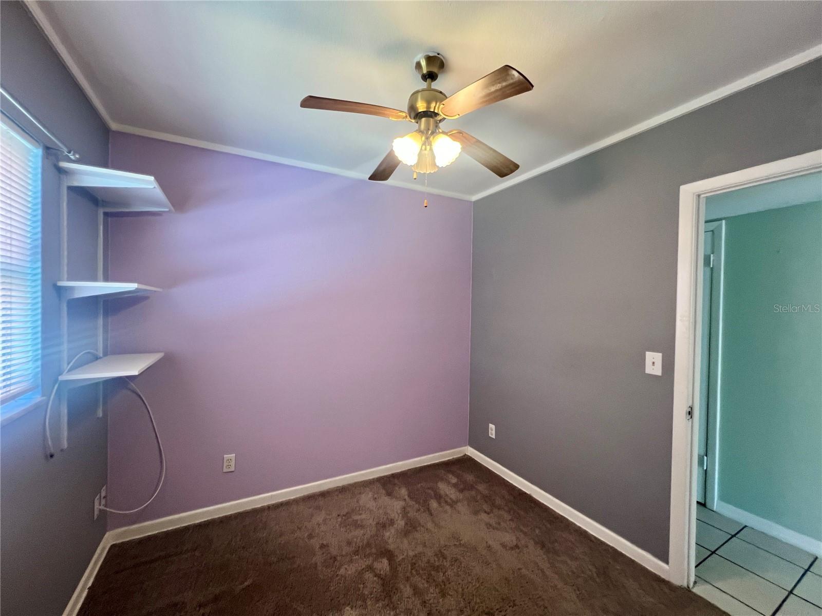 Image 17 of 24 For 2026 Burlington Avenue N