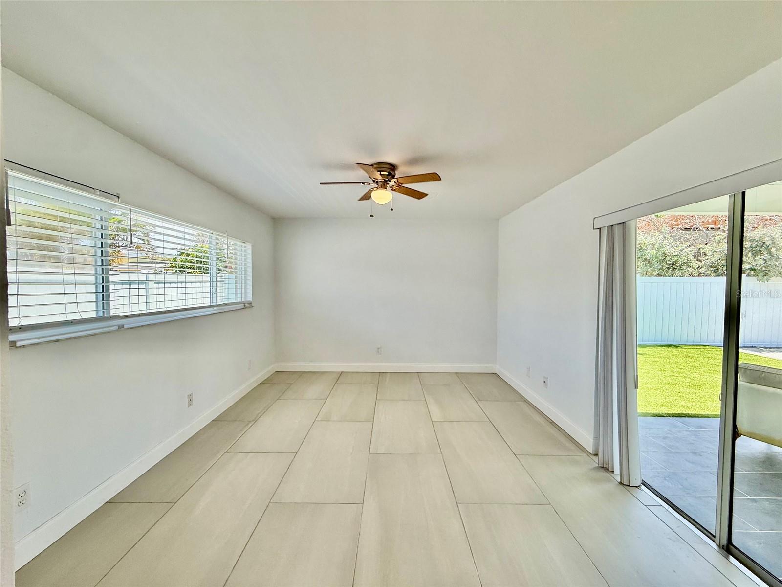 Image 16 of 33 For 11355 2nd Street E