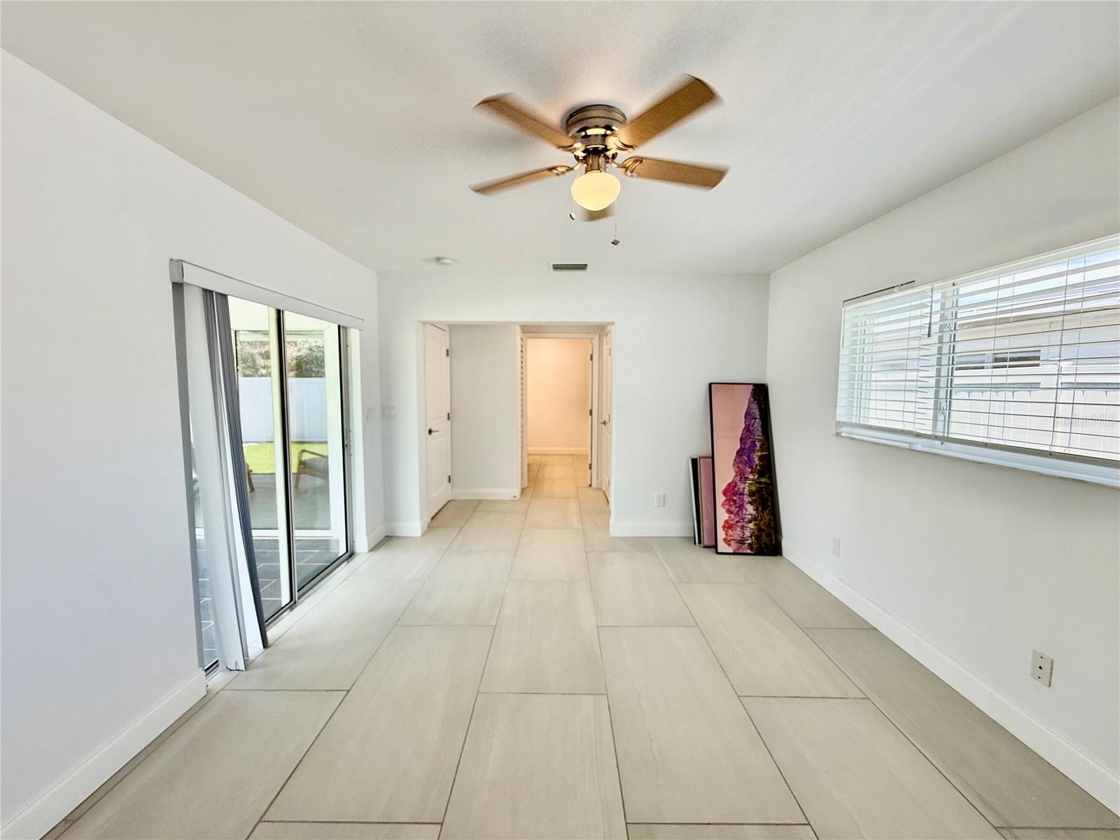 Image 17 of 33 For 11355 2nd Street E