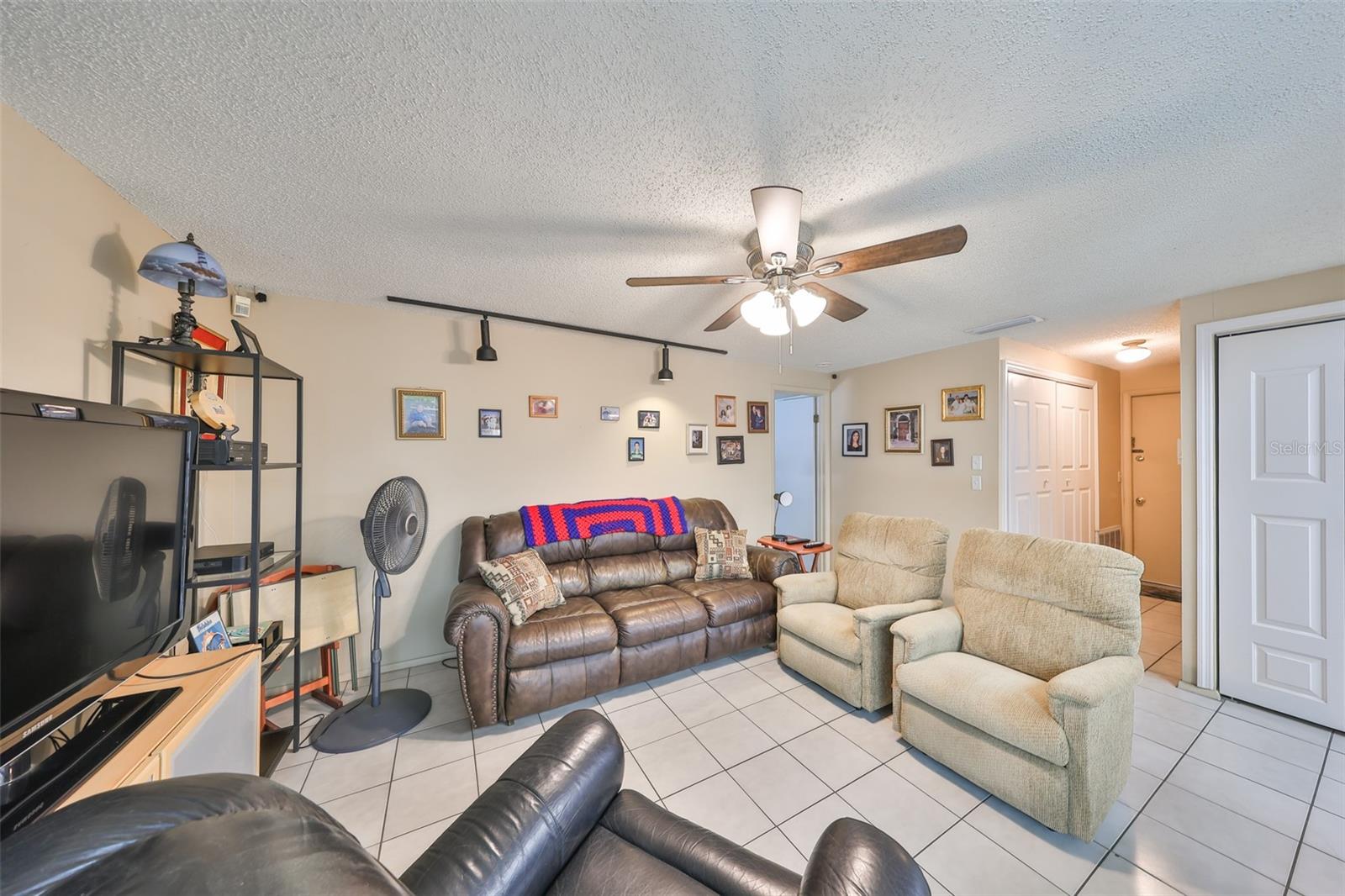 Image 8 of 40 For 601 Cedar Grove Drive