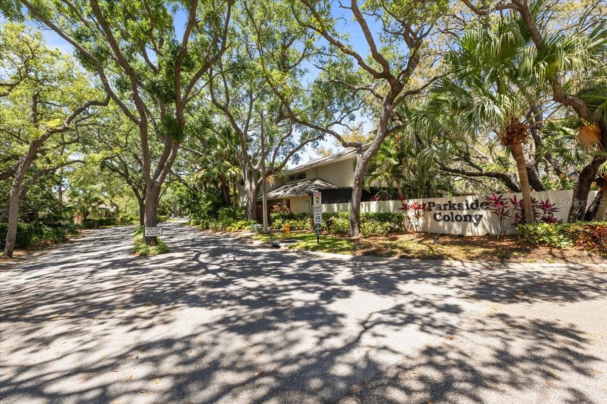 Image 3 of 48 For 110 Parkside Colony Drive