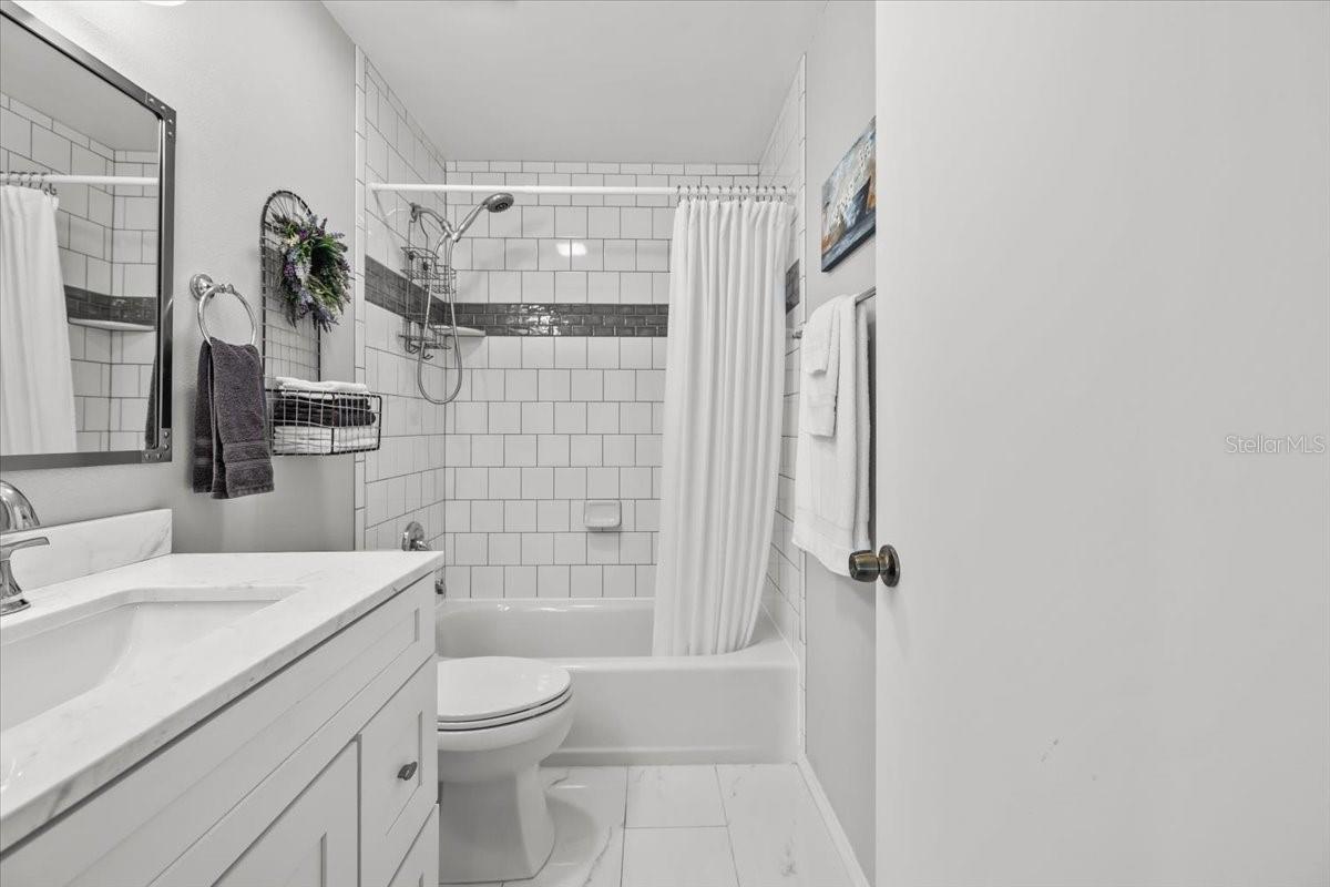Image 33 of 48 For 110 Parkside Colony Drive