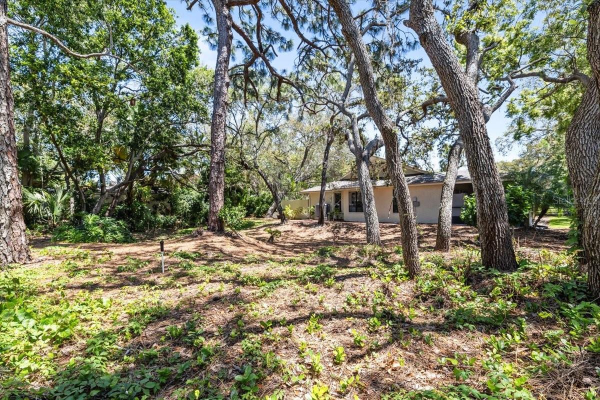 Image 38 of 48 For 110 Parkside Colony Drive