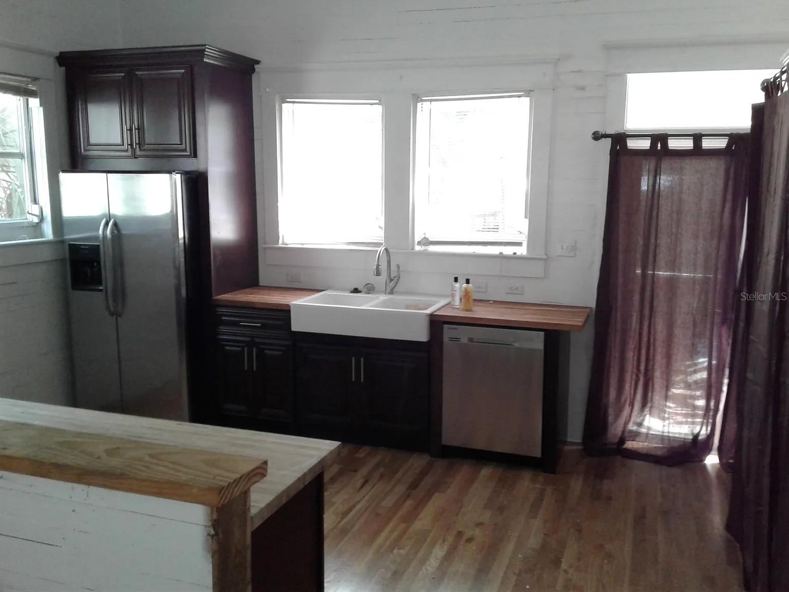 Image 12 of 21 For 2221 11th Avenue